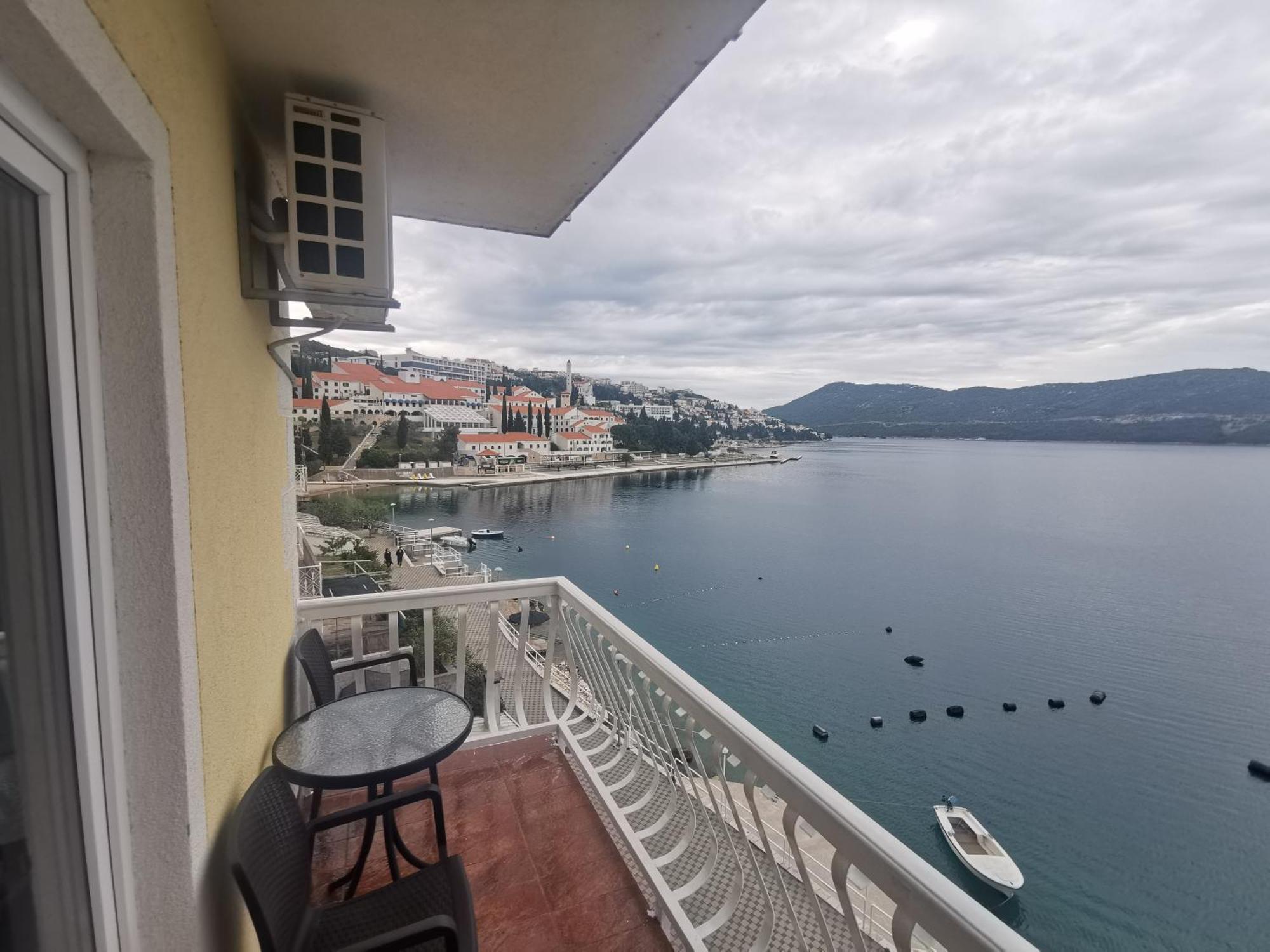 Apartmani Lezenic M Неум Номер фото