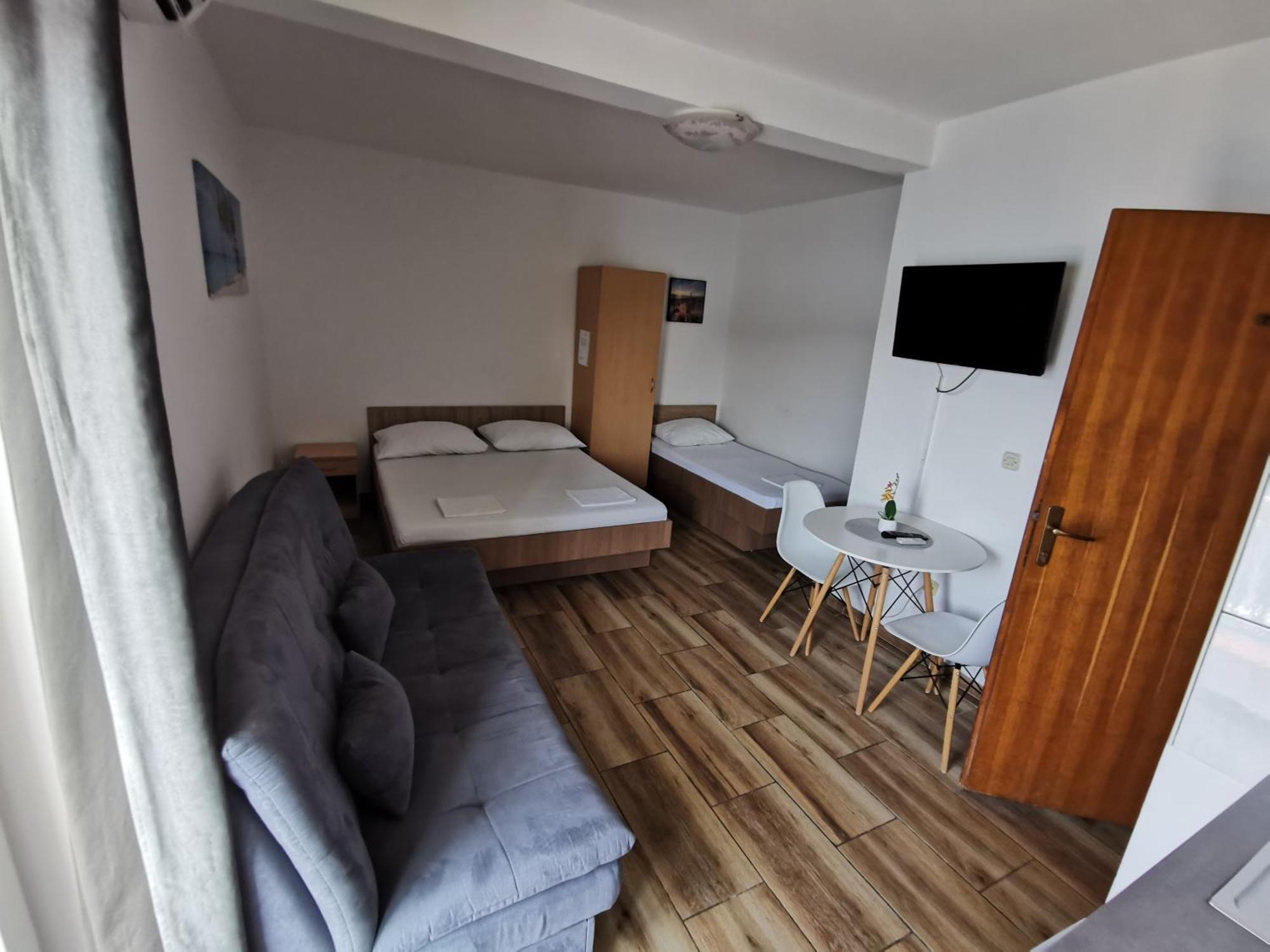 Apartmani Lezenic M Неум Экстерьер фото