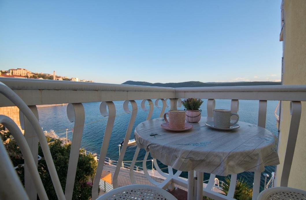 Apartmani Lezenic M Неум Экстерьер фото